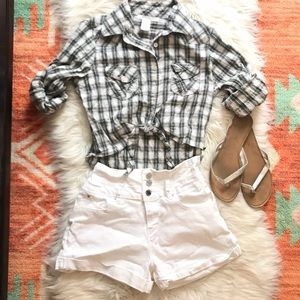 Small Button up crop top- country vibes